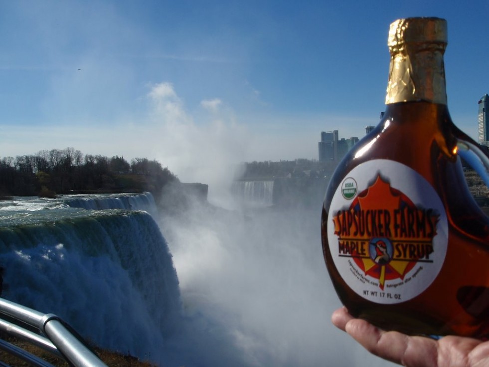 maple syrup at Niagra falls